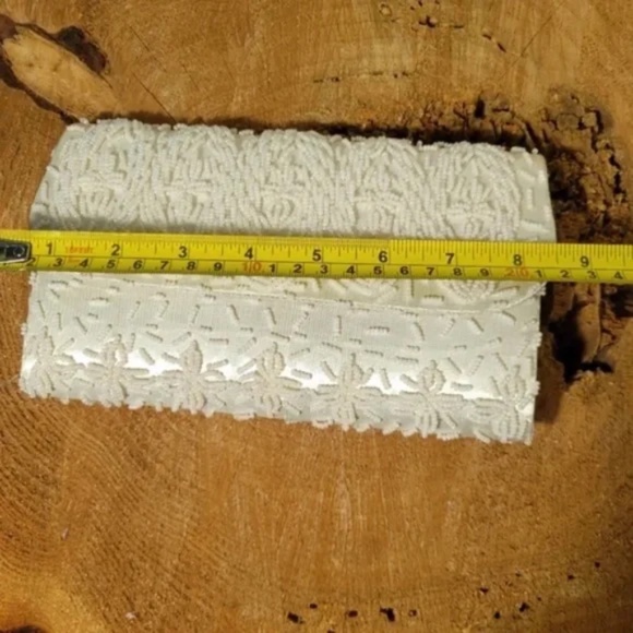 Beaded Off white Satin Clutch - Picture 4 of 13